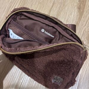 lululemon athletica Belt Bag